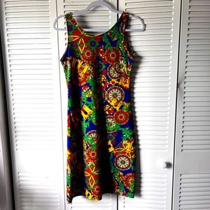 I DONT KNOW HOW TO DESCRIBE THIS DRESS